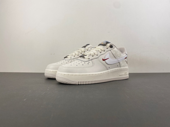 Nike Air Force 1 '07
