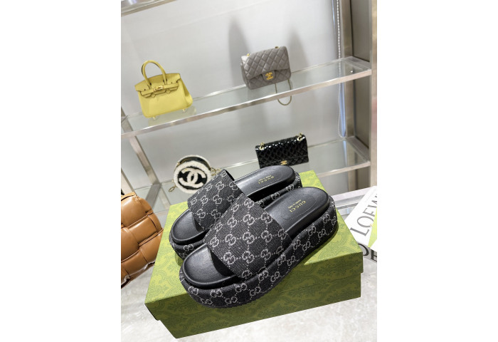 GC WOMEN''S GG SLIDE (EU35-EU42)