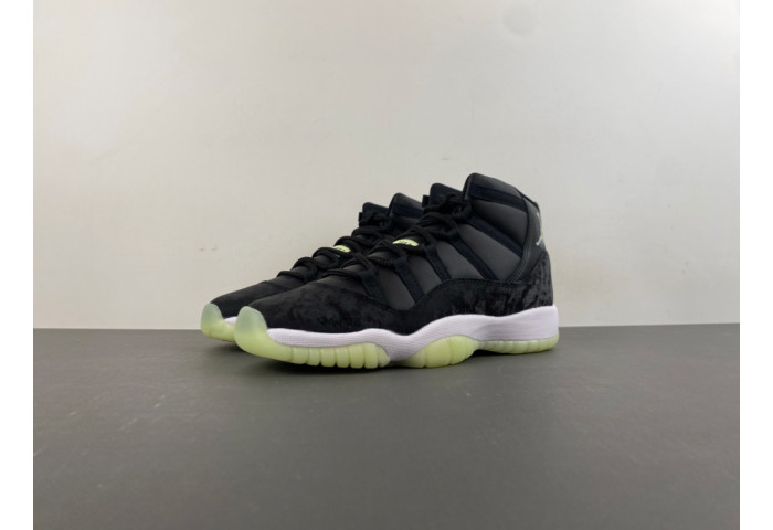 Air Jordan 11 Grand Finale AR0715-110