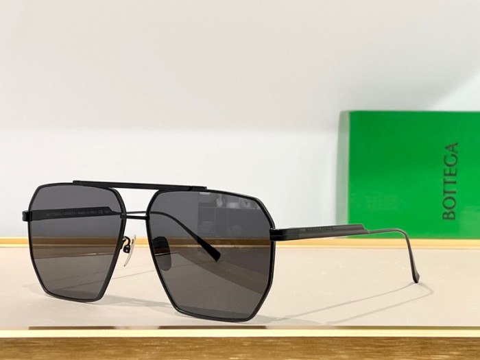Bo*te*ga ve*ne*ta sunglasses 202304001