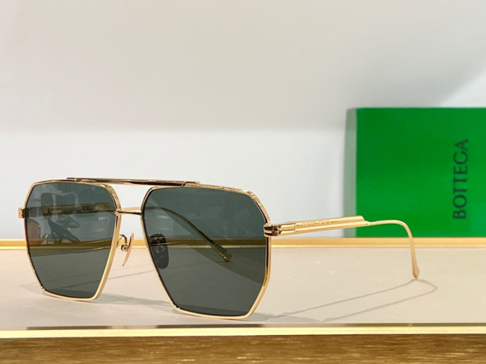 Bo*te*ga ve*ne*ta sunglasses 202304001