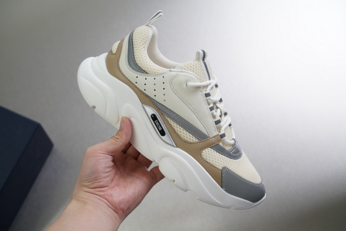 d1or b22 sneaker