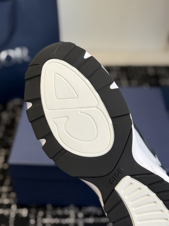 D1OR B30 SNEAKER