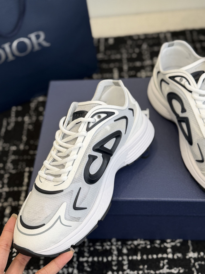 D1OR B30 SNEAKER