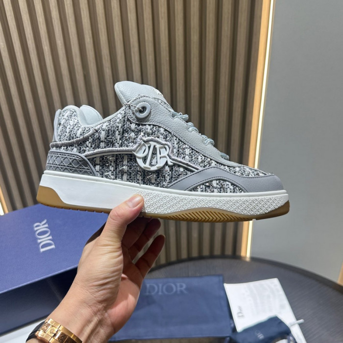D1OR B9s SNEAKER