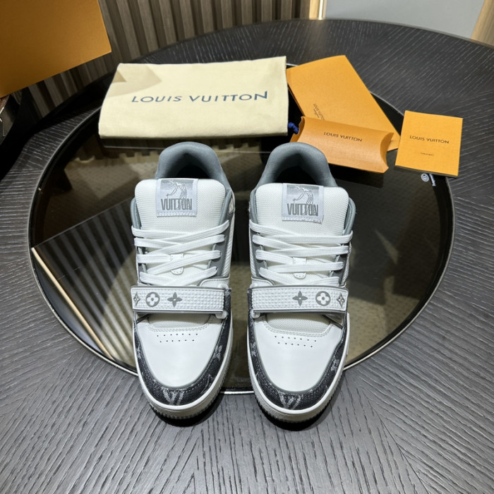 LOU1VTON SNEAKER