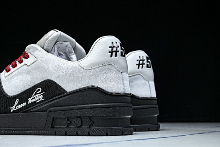 LOU1VTON SNEAKER