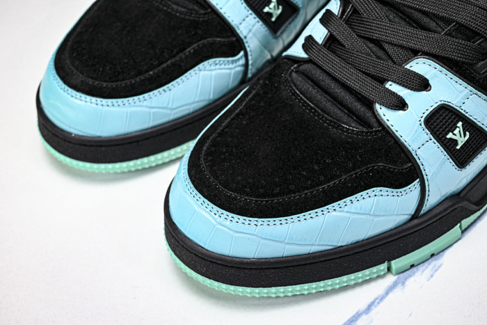LOU1VTON SNEAKER