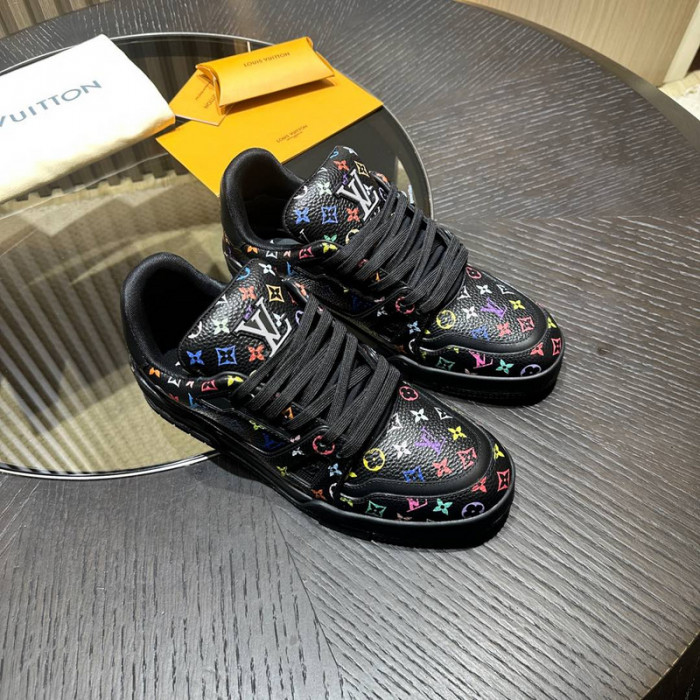 LOU1VTON SNEAKER