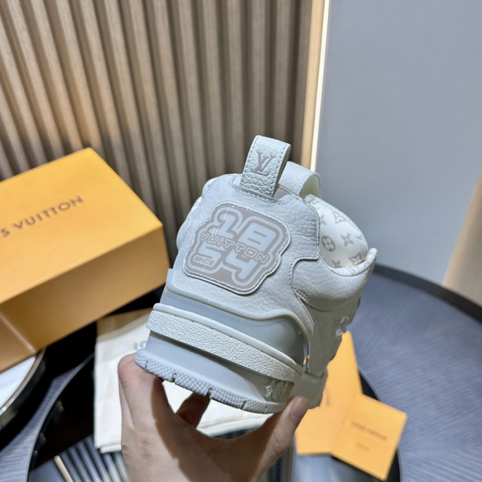 LOU1VTON SNEAKER
