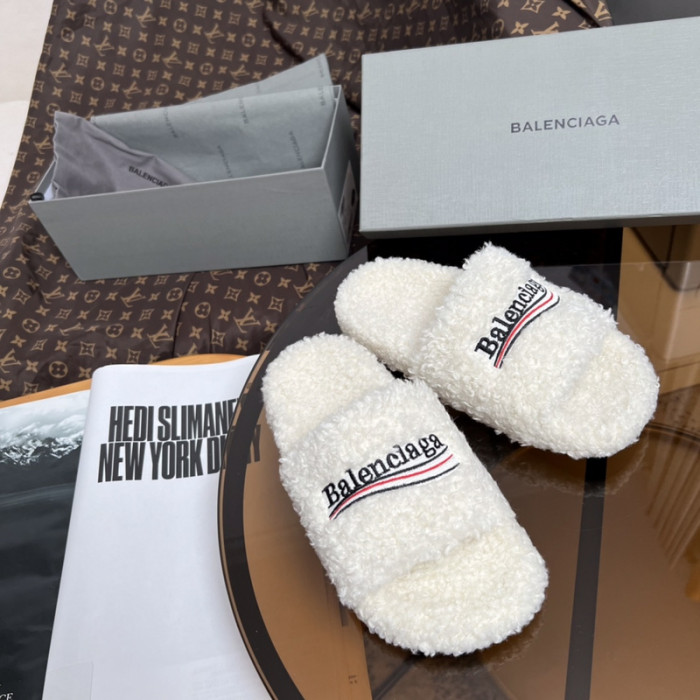 BLCG SANDALS
