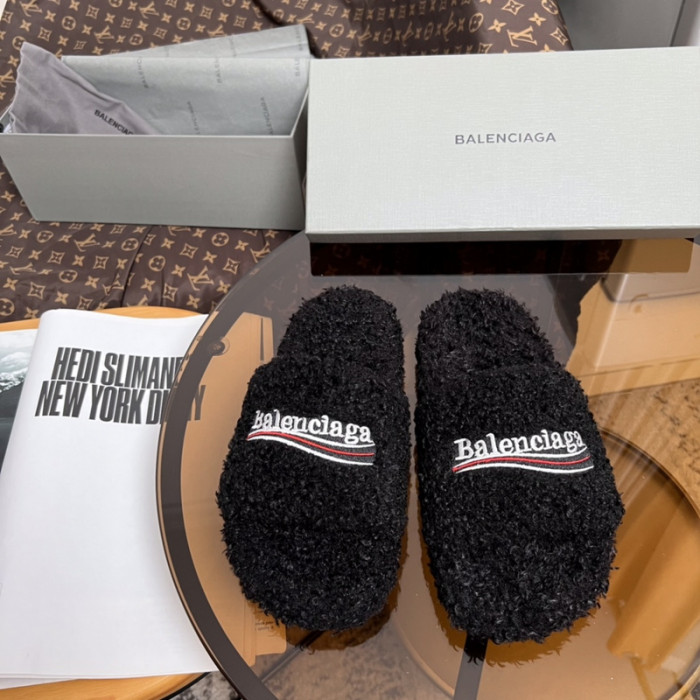 BLCG SANDALS