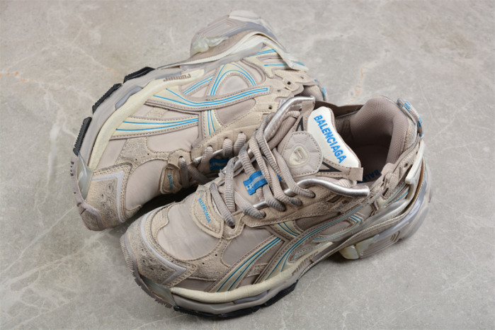 BLCG RUNNER SNEAKER