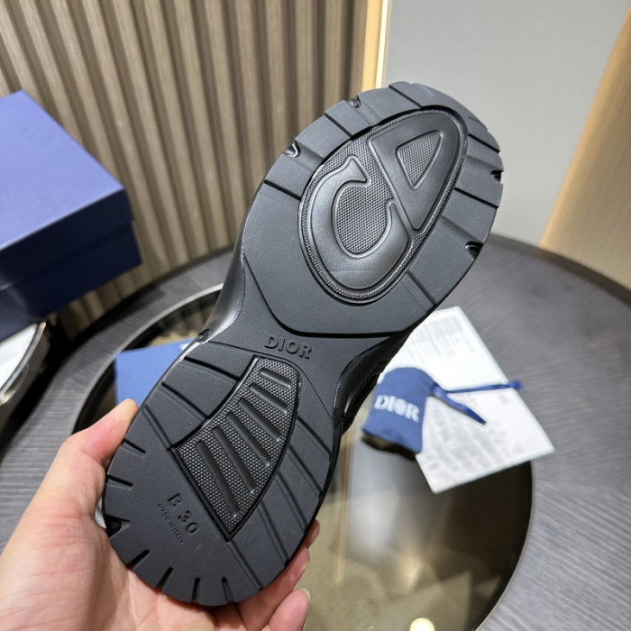 D1OR B30 SNEAKER