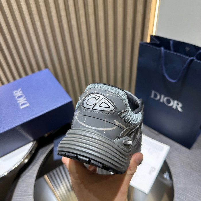 D1OR B30 SNEAKER