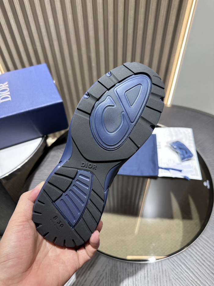 D1OR B30 SNEAKER