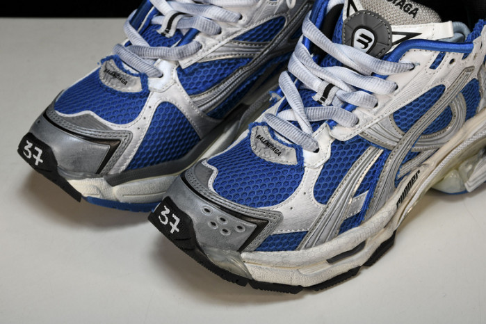 BLCG RUNNER SNEAKER