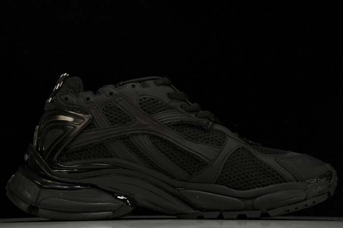 BLCG RUNNER SNEAKER