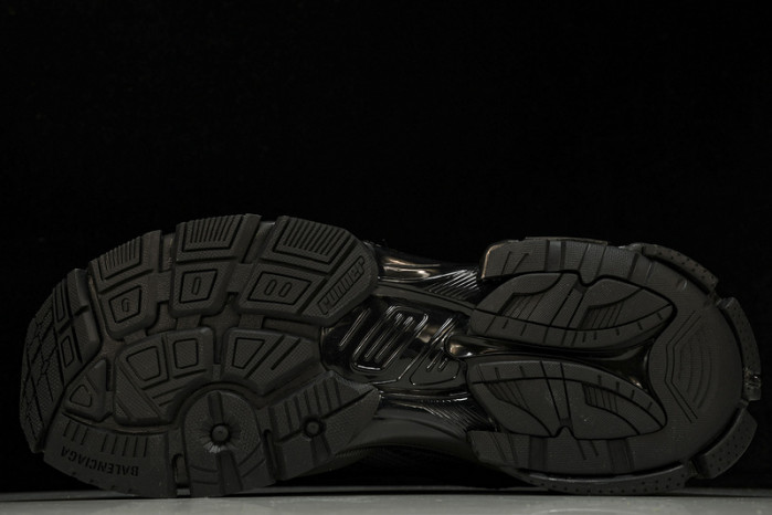 BLCG RUNNER SNEAKER