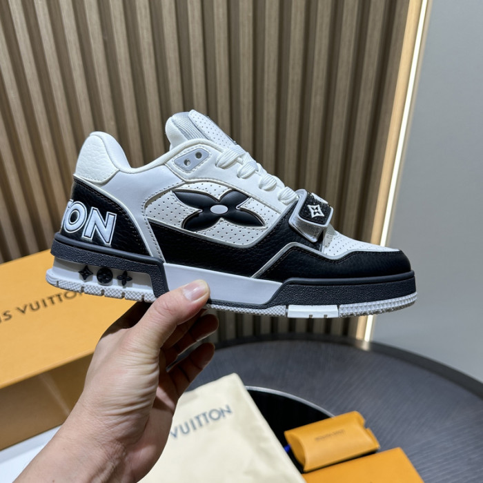 LOU1VTON SNEAKER