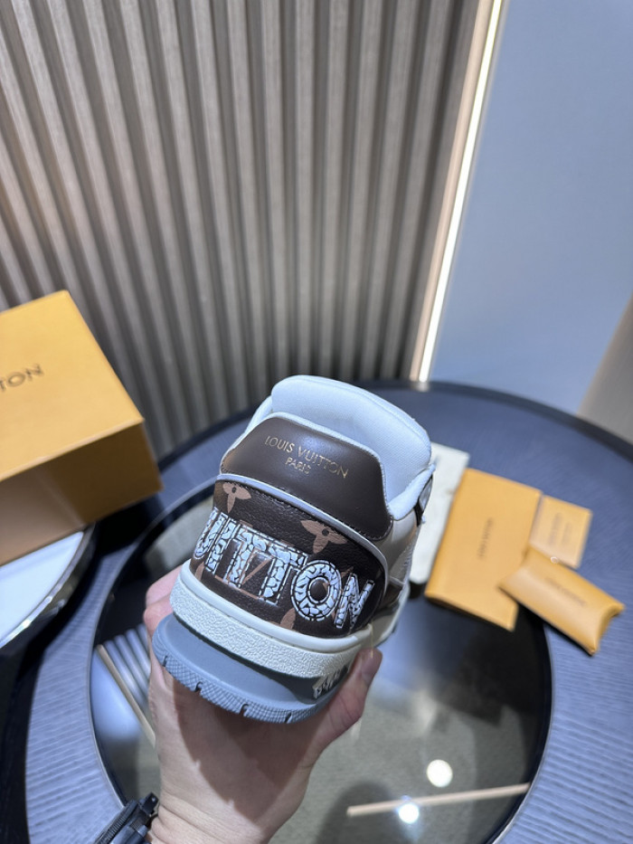 LOU1VTON SNEAKER