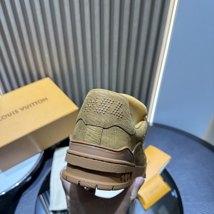 LOU1VTON SNEAKER