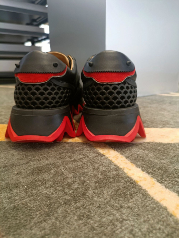 CHRISTIAN LOUBOUT1N Loubishark man (CUSTOMIZE)