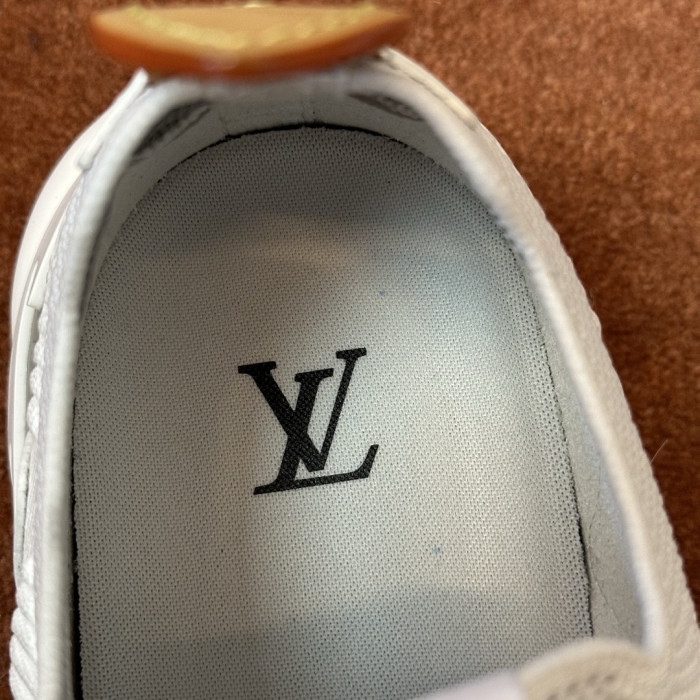 LOU1VTON SNEAKER