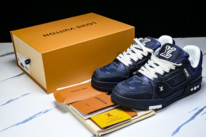 LOU1VTON SNEAKER