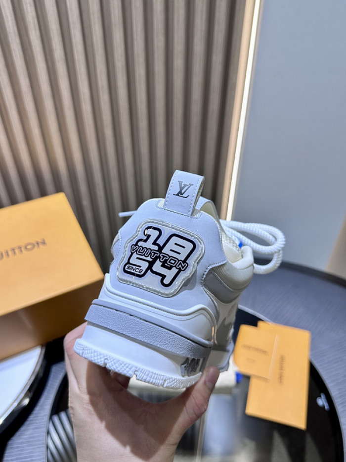 LOU1VTON SNEAKER