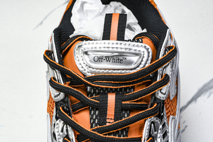 OFF-WHITE BE RIGHT BACK