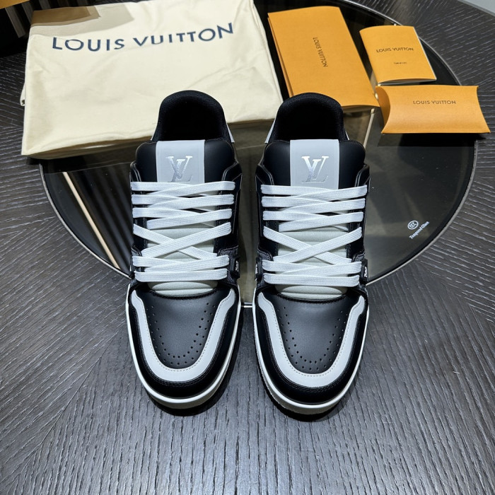 LOU1VTON SNEAKER