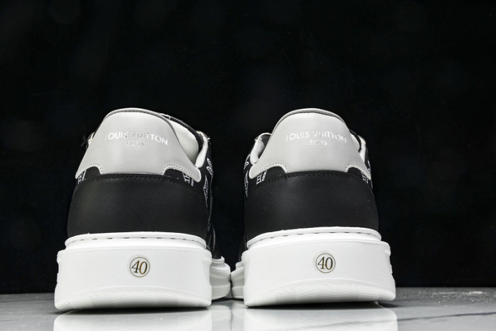 LOU1VTON SNEAKER