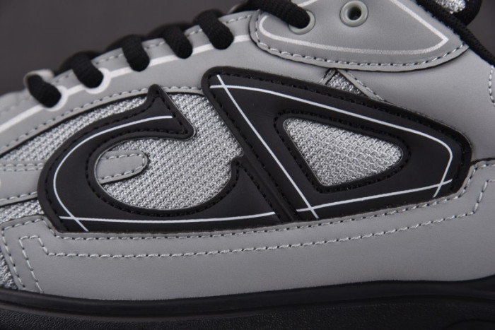 D1OR B30 SNEAKER