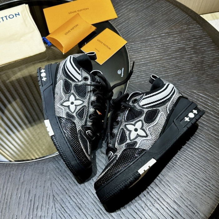 LOU1VTON SNEAKER