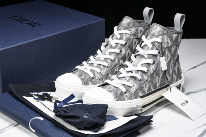D1OR B23 SNEAKER