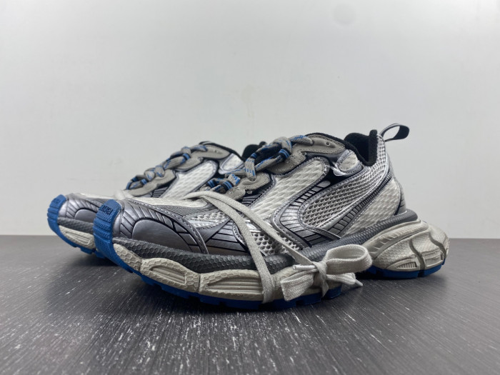 blc* 3xl sneaker