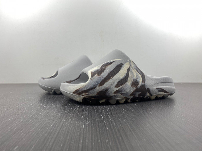 ADIDAS Yeezy Slides customize
