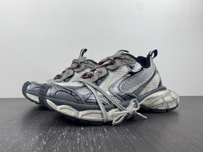 blc* 3xl sneaker