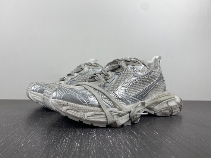 blc* 3xl sneaker