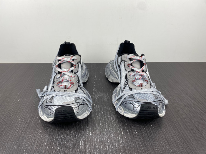 blc* 3xl sneaker