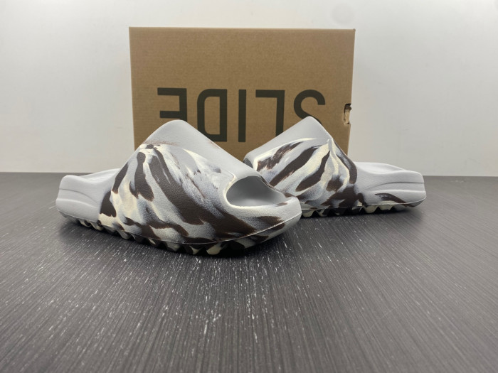 ADIDAS Yeezy Slides customize