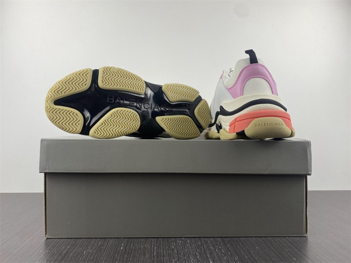 blc* triple s trainer