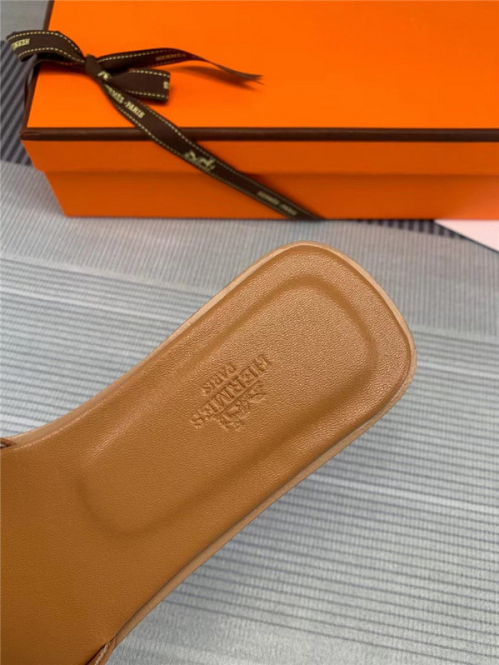 ORAN SANDAL