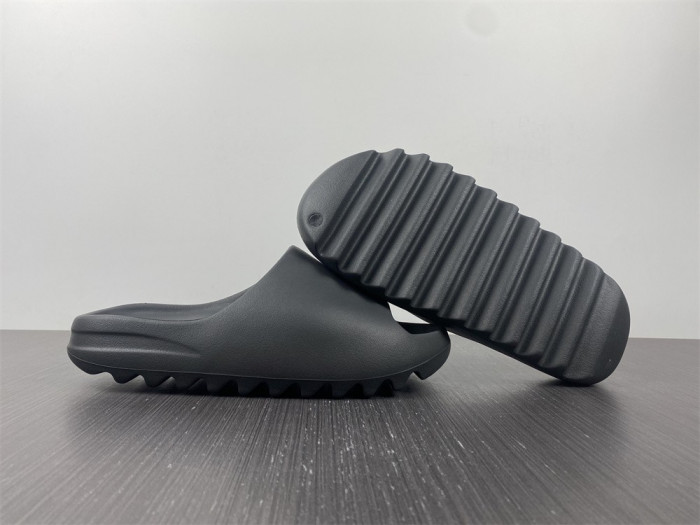 ADIDAS YEEZY SLIDE Onyx - HQ6448