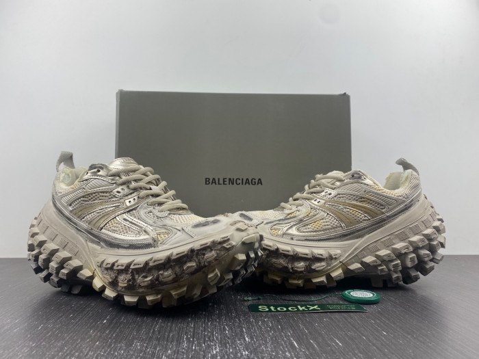 blc* defender sneaker