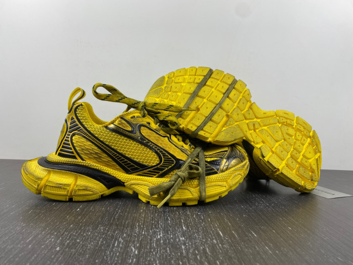 blc* 3xl sneaker