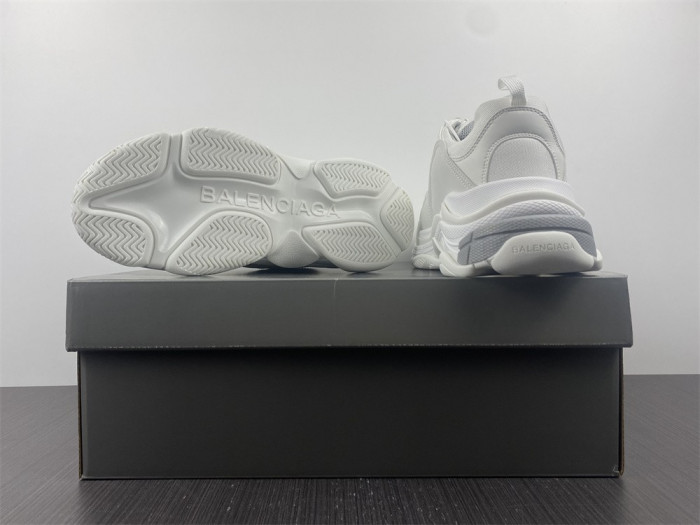 blc* triple s trainer