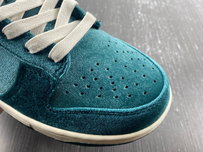 nike dunk low "velvet teal" dz5224-300