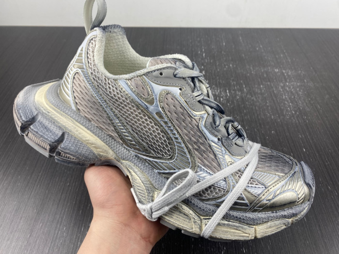 blc* 3xl sneaker